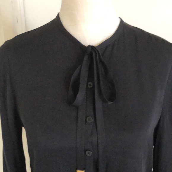 Excellent Condition Diane Von Furstenberg Black Silk Blouse - Picture 3 of 11